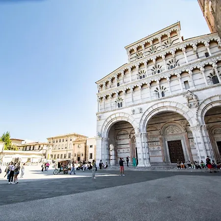 Madalina With Garden Apartman Lucca