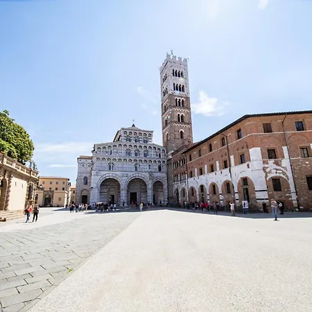 Apartman Madalina With Garden